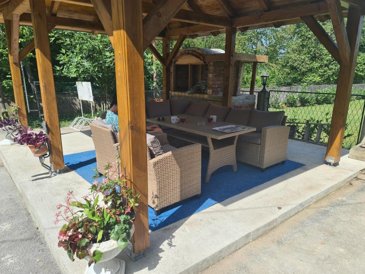 Appartamento Simun Karlovac Esterno foto
